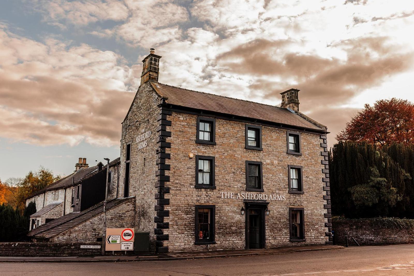 The Ashford Arms Hotel Exterior photo